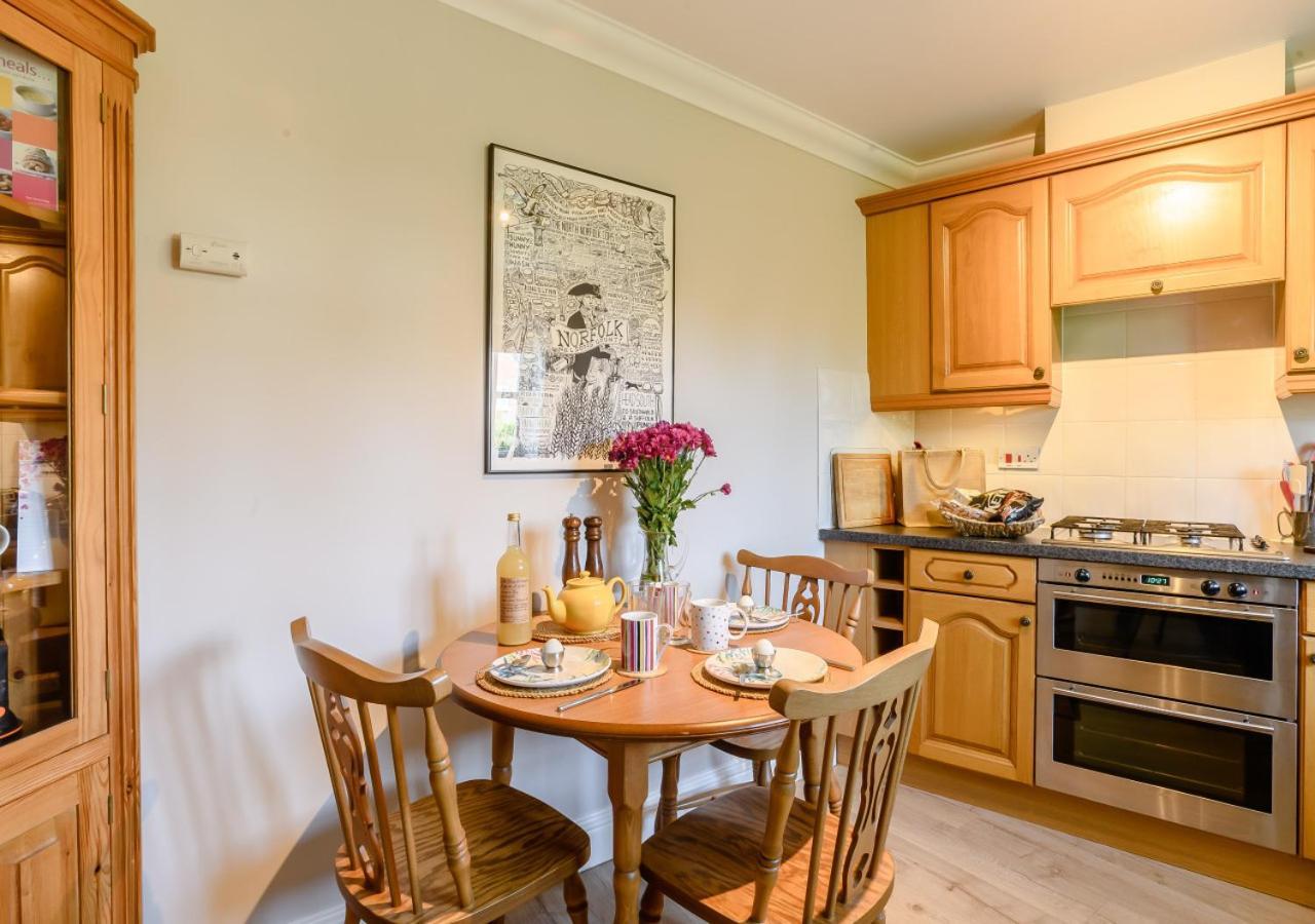 2 Oaklands Cottage Holt  Luaran gambar